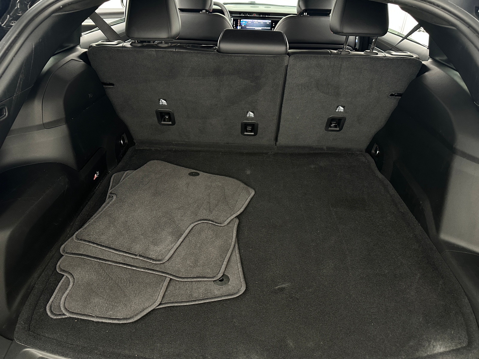 Thumbnail: 2024 Jeep Wagoneer S - 6