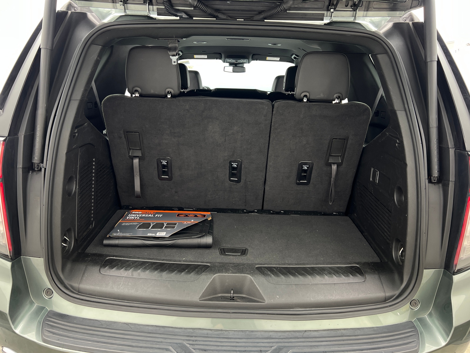 Thumbnail: 2024 Chevrolet Tahoe - 6