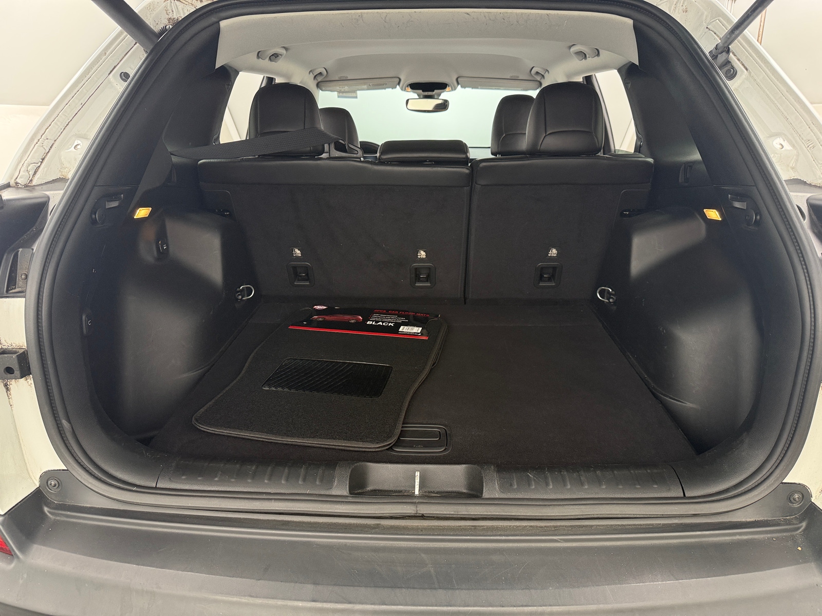 Thumbnail: 2019 Jeep Cherokee - 6