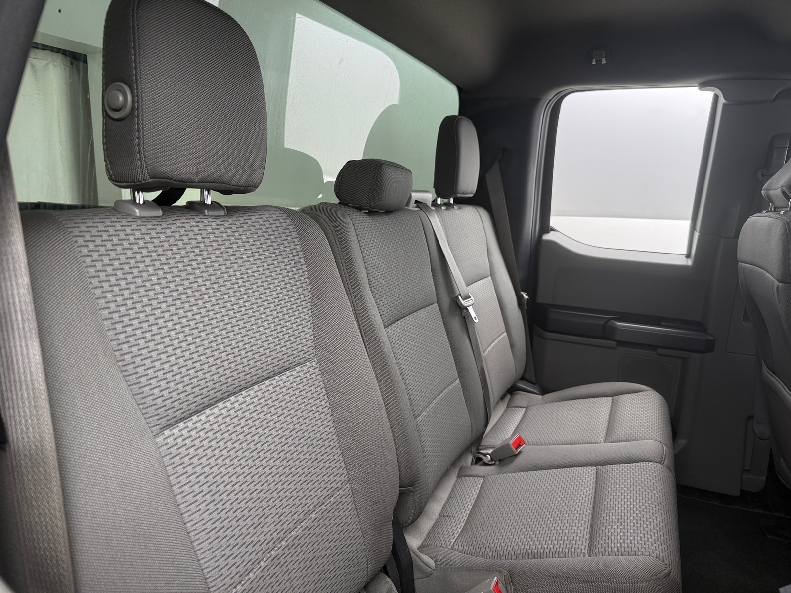 Thumbnail: 2019 Ford Econoline - 6