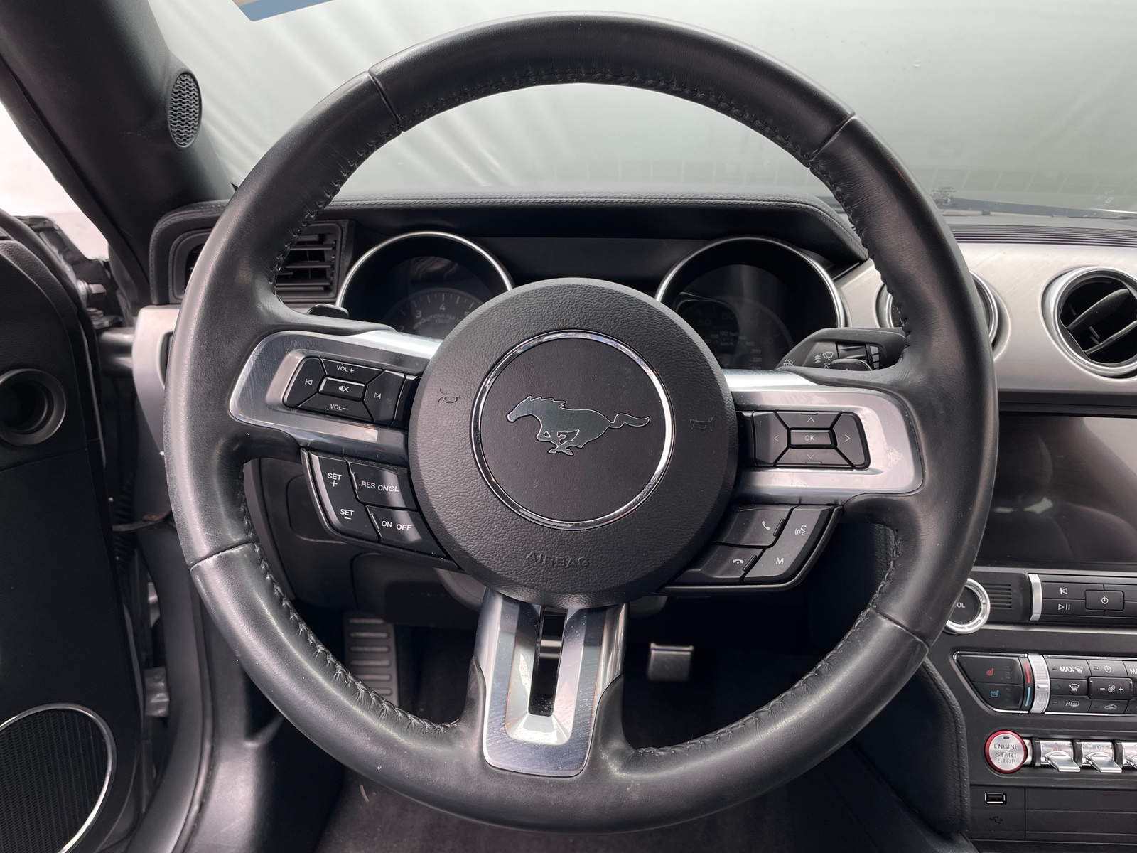 Thumbnail: 2020 Ford Mustang - 3