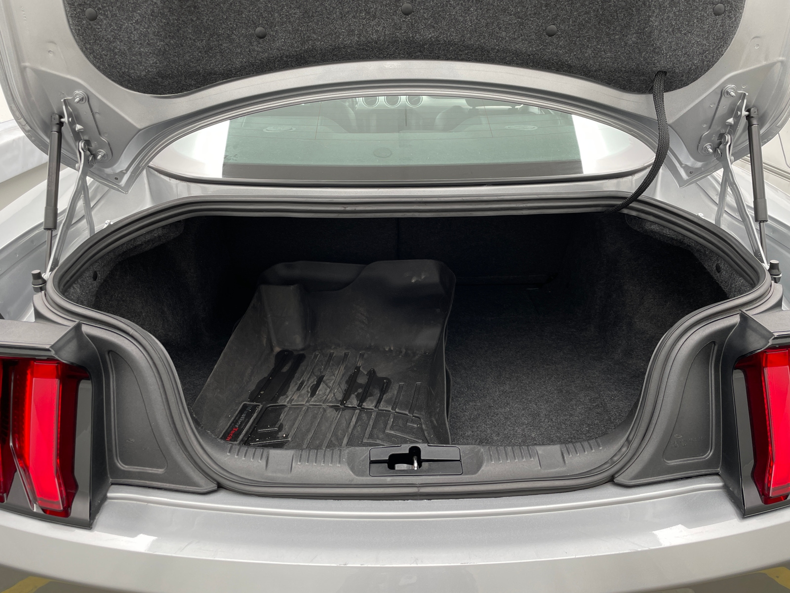 Thumbnail: 2020 Ford Mustang - 4