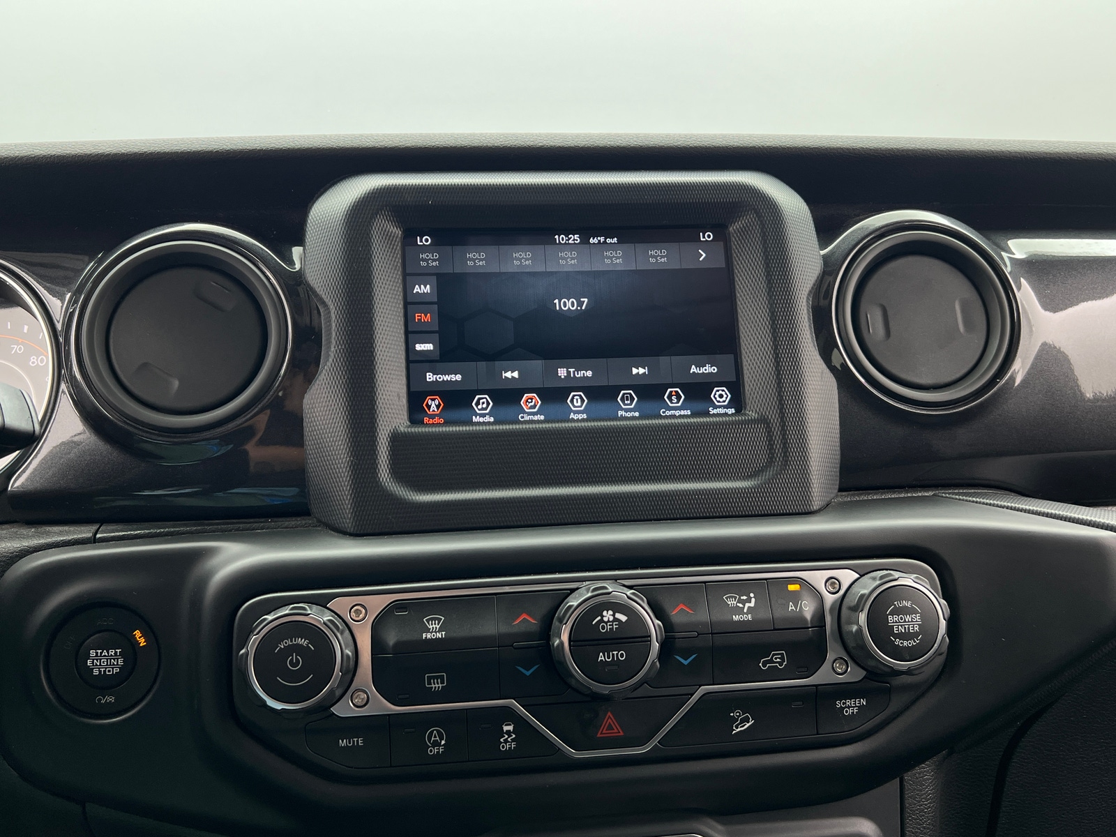 Thumbnail: 2020 Jeep Wrangler - 4