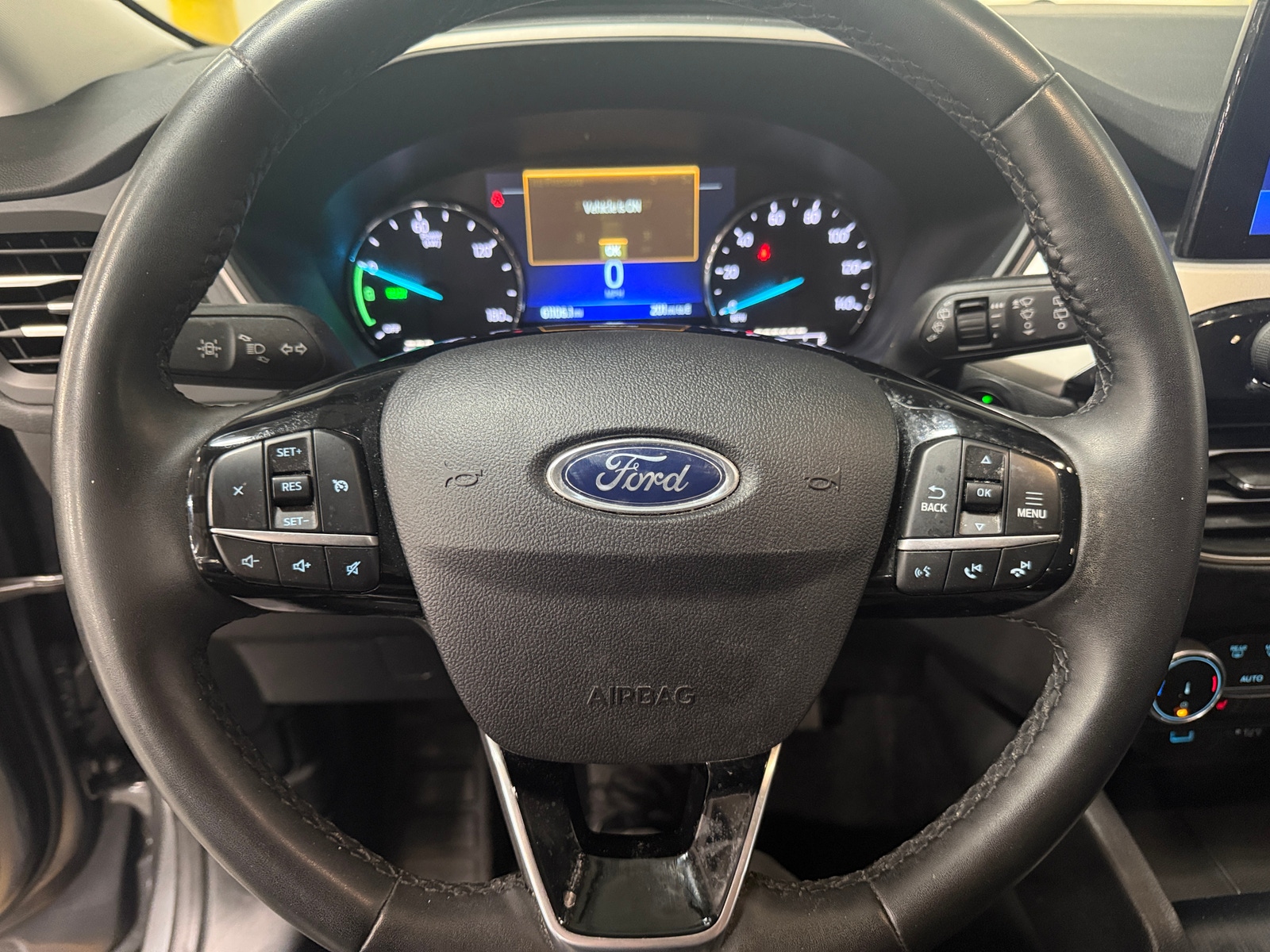 Thumbnail: 2022 Ford Escape - 4