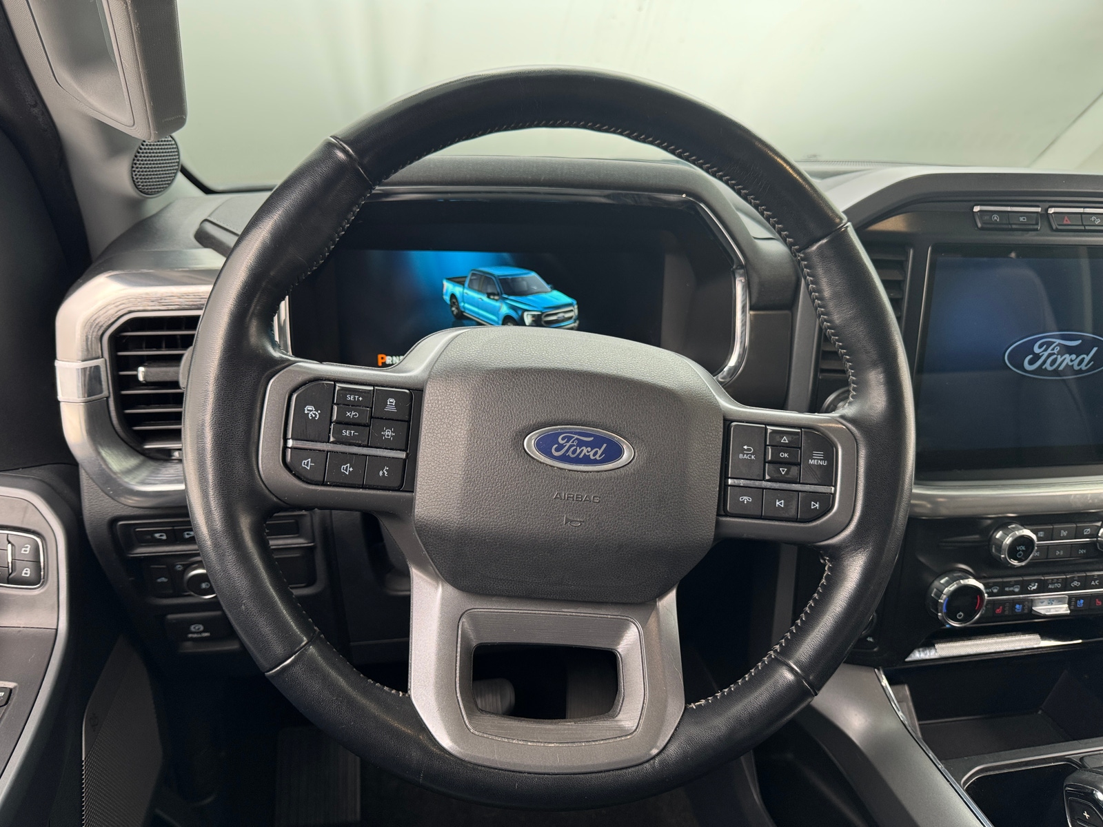 Thumbnail: 2021 Ford Econoline - 4