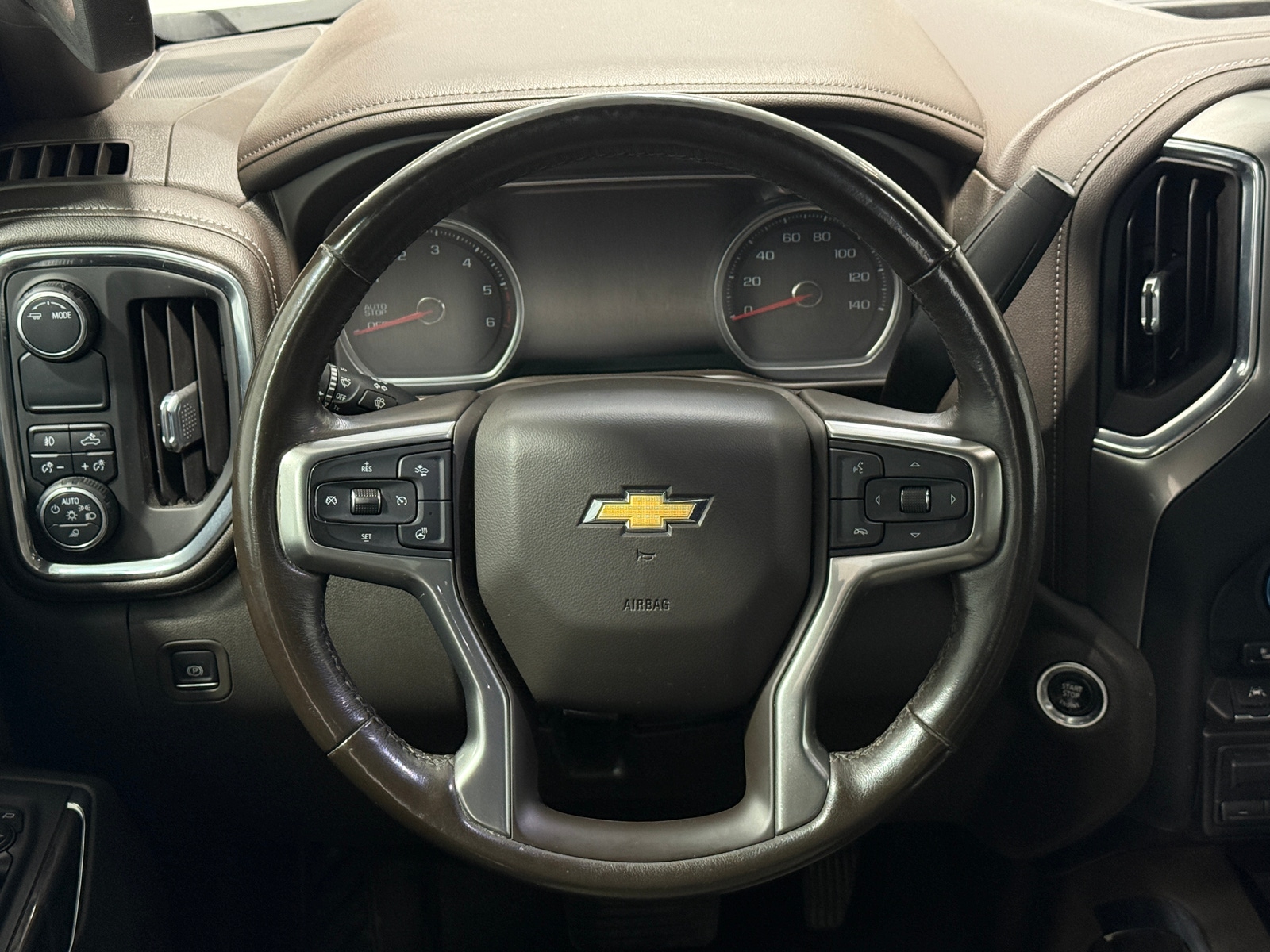 Thumbnail: 2020 Chevrolet Silverado 1500 - 4