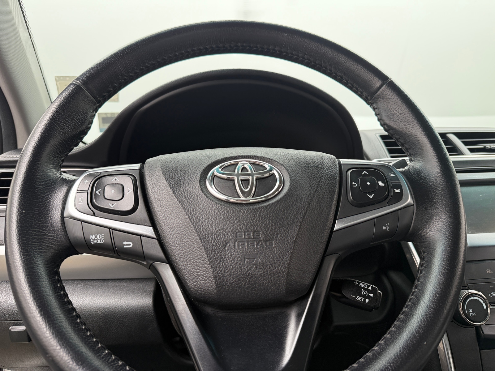 Thumbnail: 2016 Toyota Camry - 5