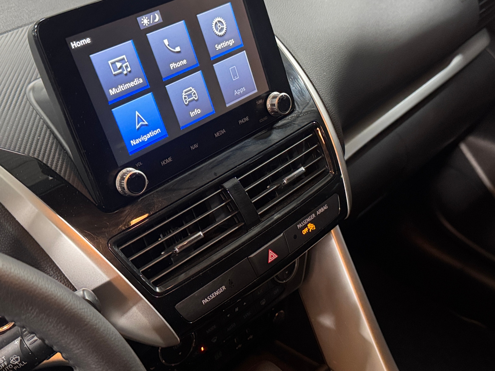 Thumbnail: 2023 Mitsubishi Eclipse Cross - 3