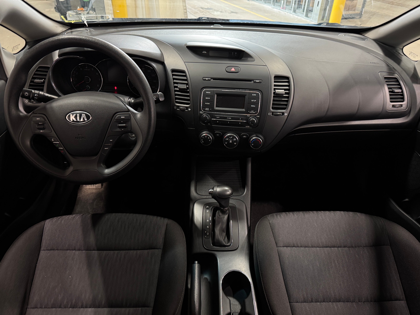 Thumbnail: 2016 Kia Forte - 3