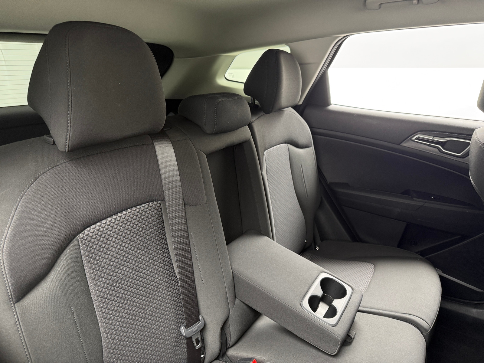 Thumbnail: 2025 Kia Sportage - 6