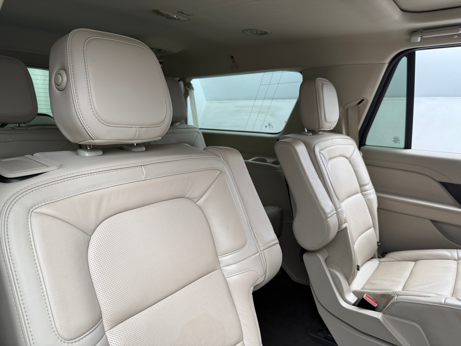 Thumbnail: 2019 Lincoln Navigator L - 5