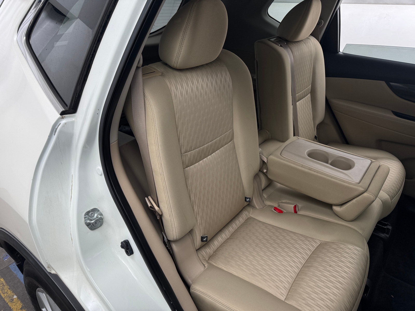 Thumbnail: 2017 Nissan Rogue - 6