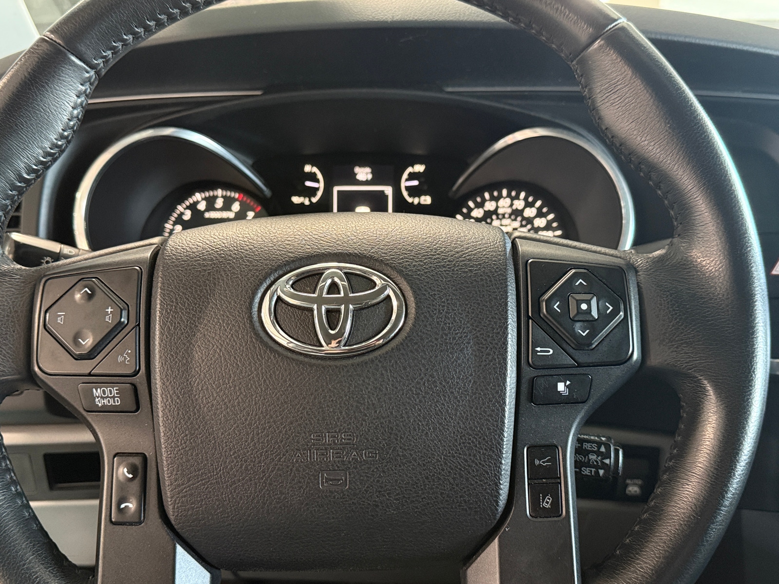 Thumbnail: 2021 Toyota Sequoia - 5