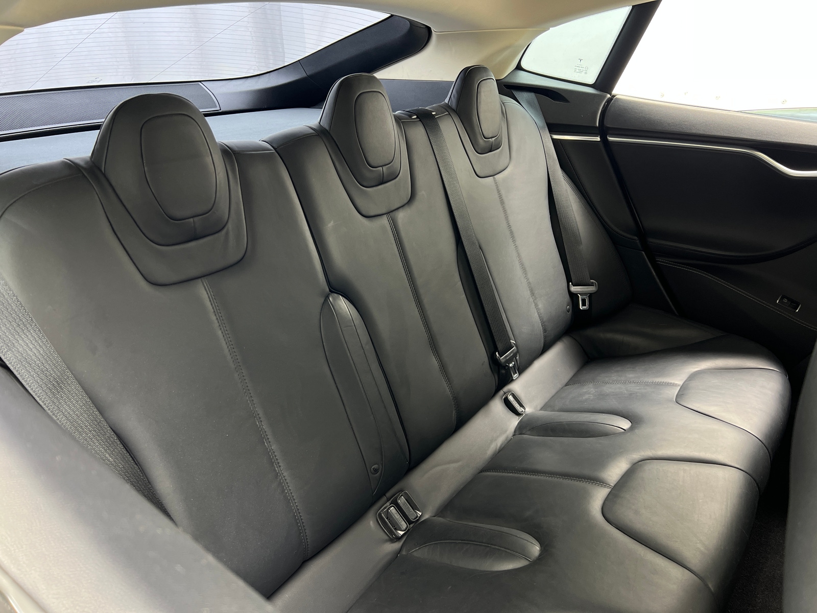 Thumbnail: 2014 Tesla Model S - 5