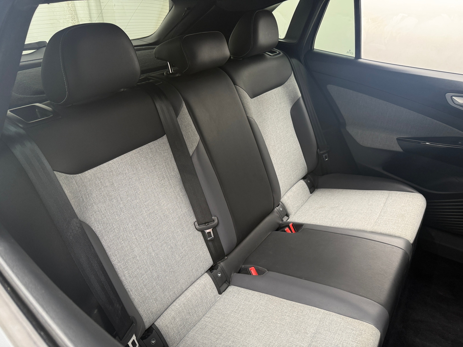 Thumbnail: 2023 Volkswagen ID.4 - 6