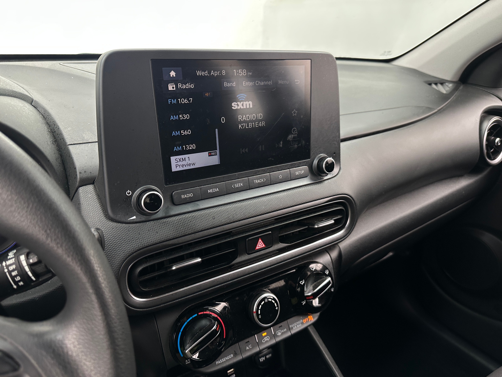 Thumbnail: 2022 Hyundai Kona - 4