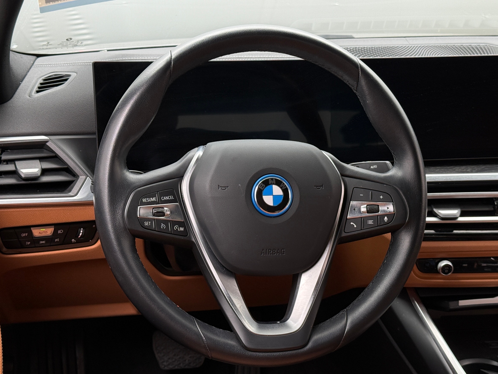 Thumbnail: 2023 BMW i4 - 4