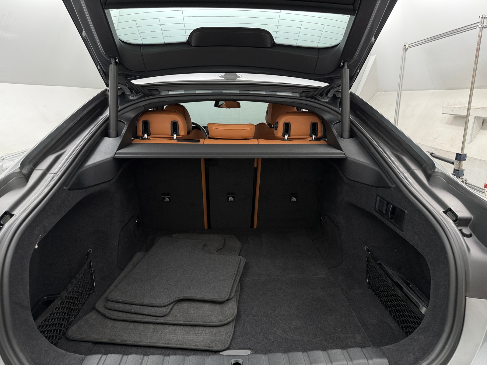 Thumbnail: 2023 BMW i4 - 6