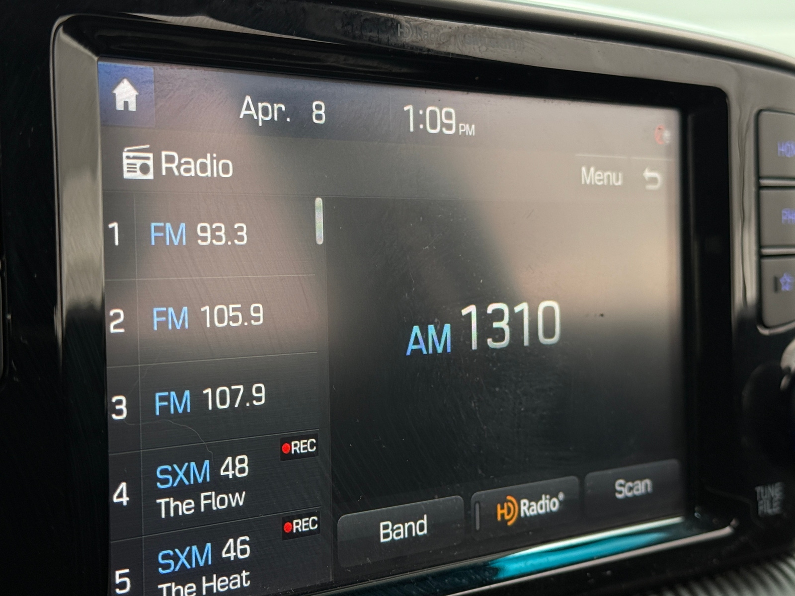 Thumbnail: 2020 Hyundai Tucson - 4