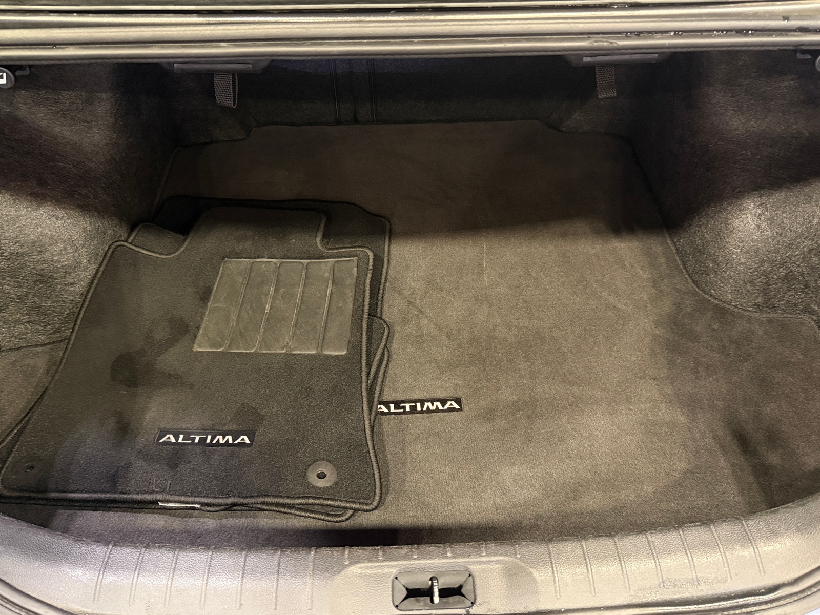 Thumbnail: 2025 Nissan Altima - 7