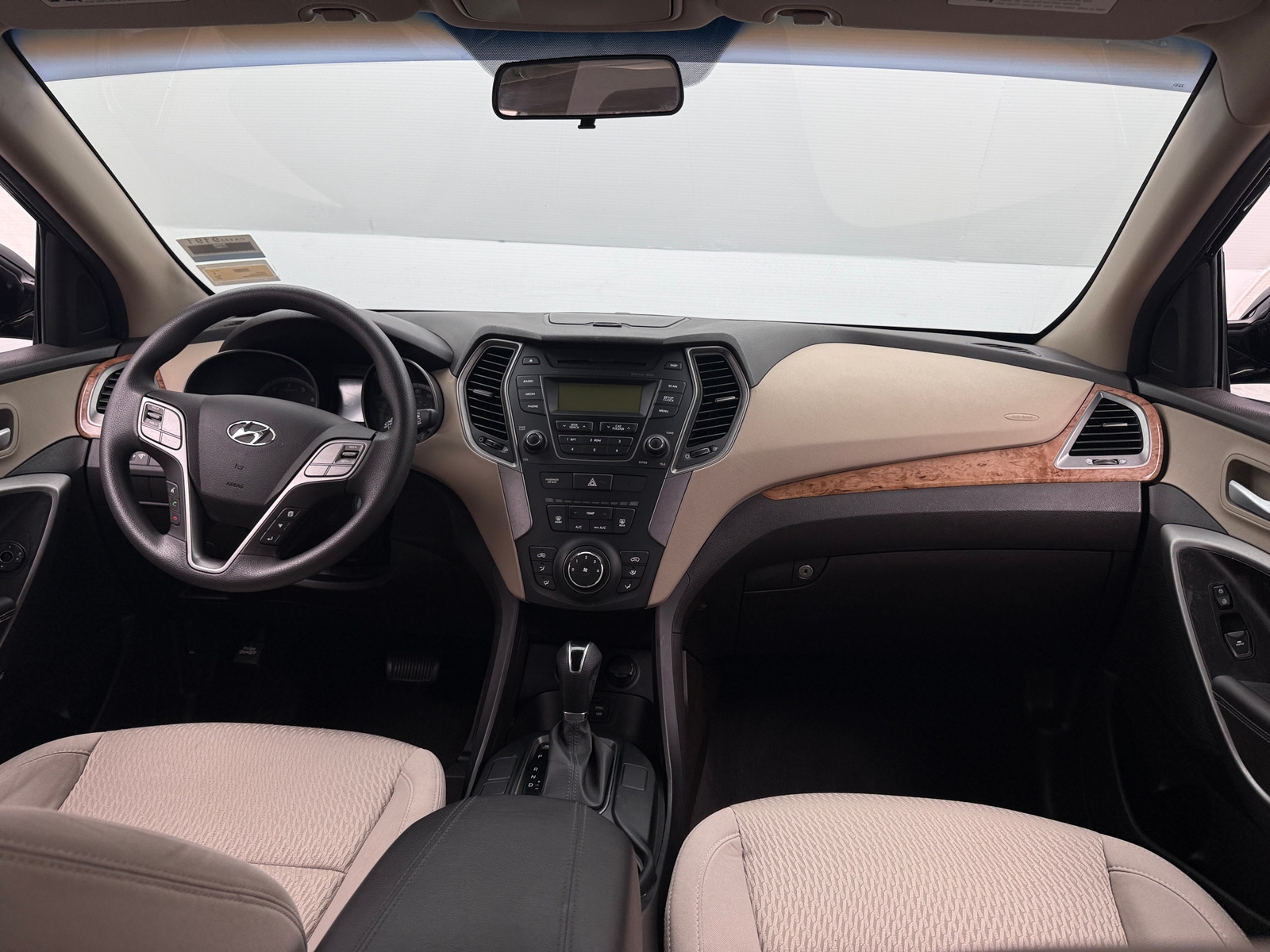 Thumbnail: 2016 Hyundai Santa Fe - 3