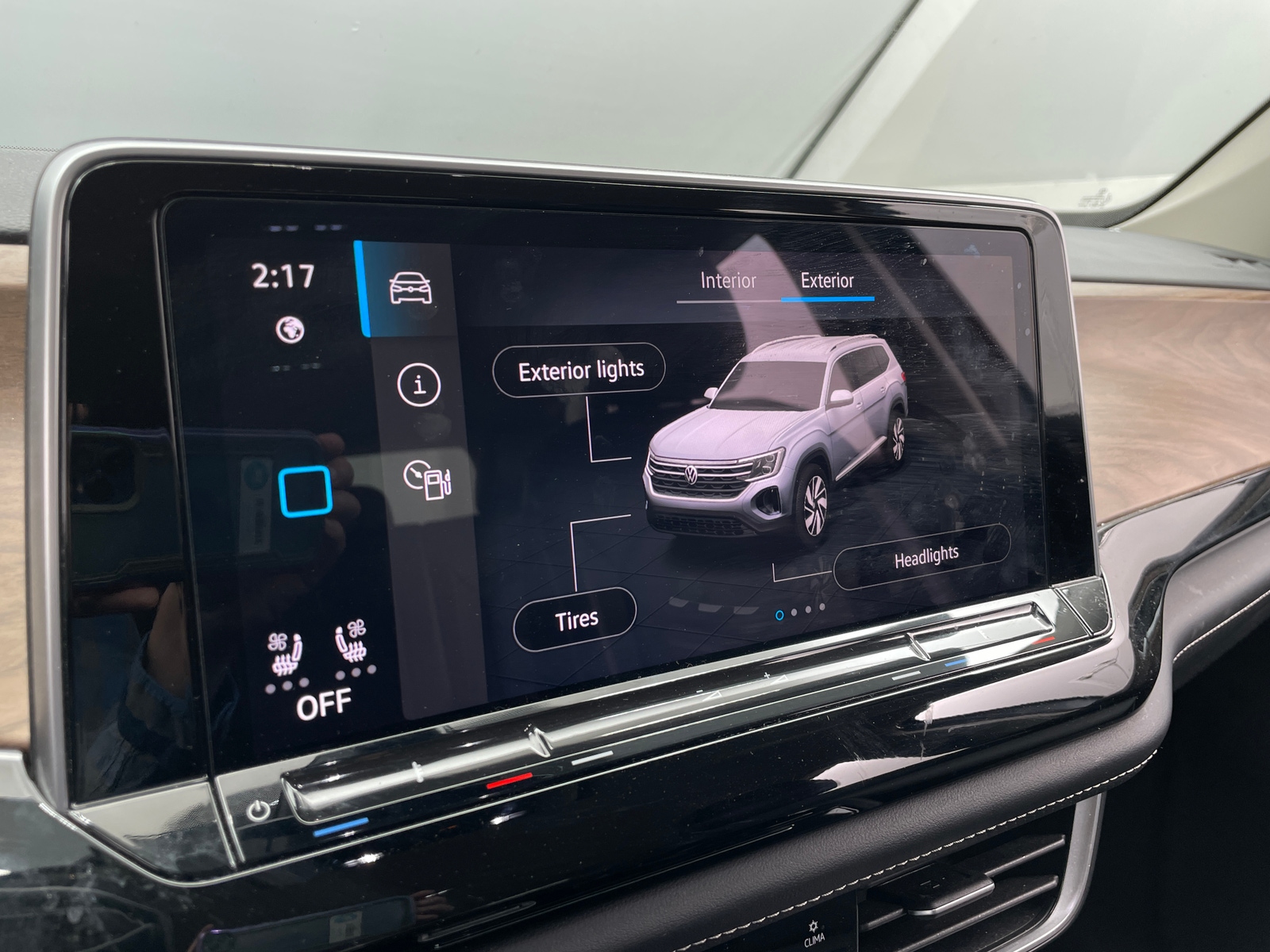 Thumbnail: 2024 Volkswagen Atlas - 3