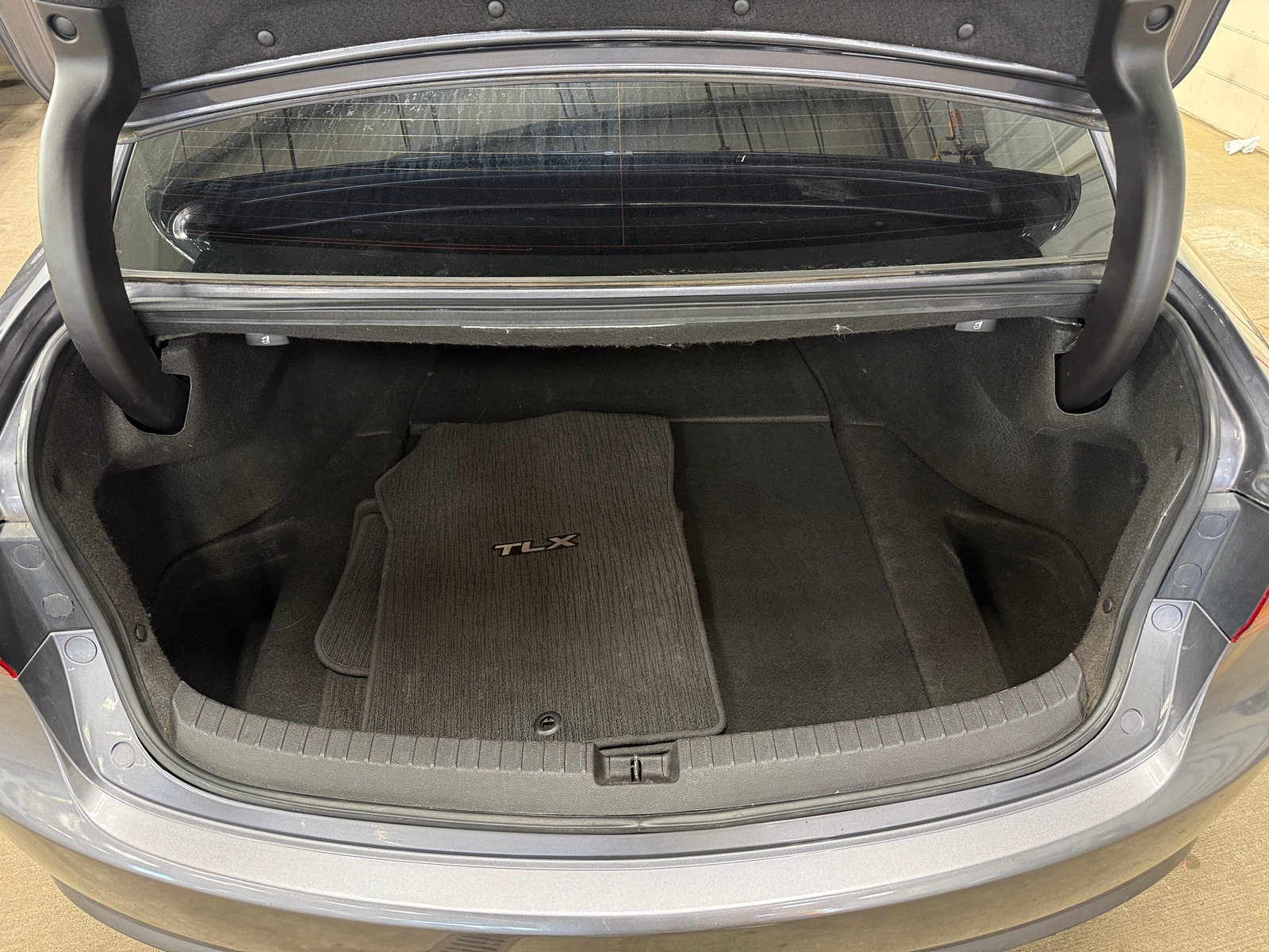 Thumbnail: 2017 Acura TLX - 6