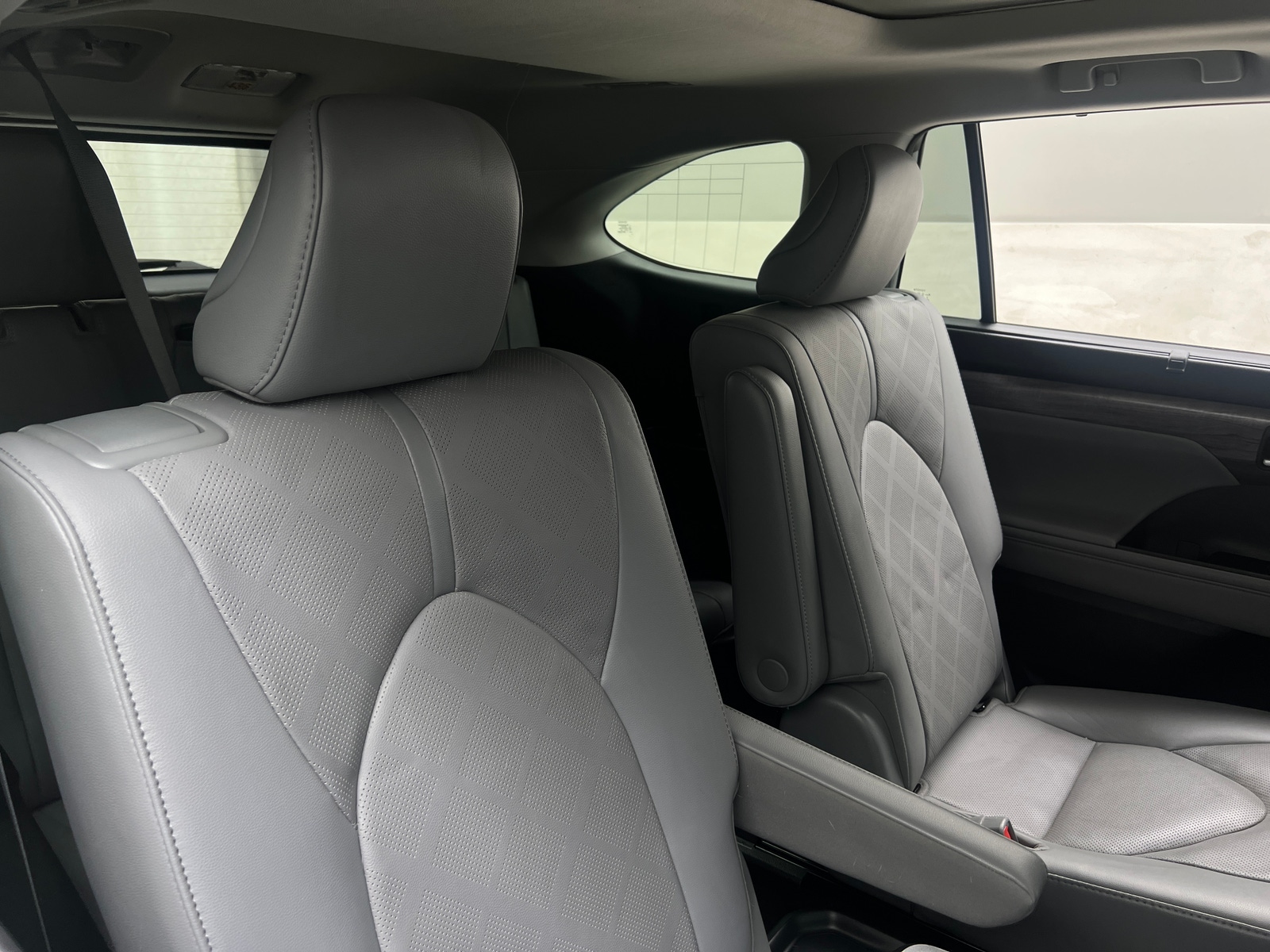 Thumbnail: 2021 Toyota Highlander - 5