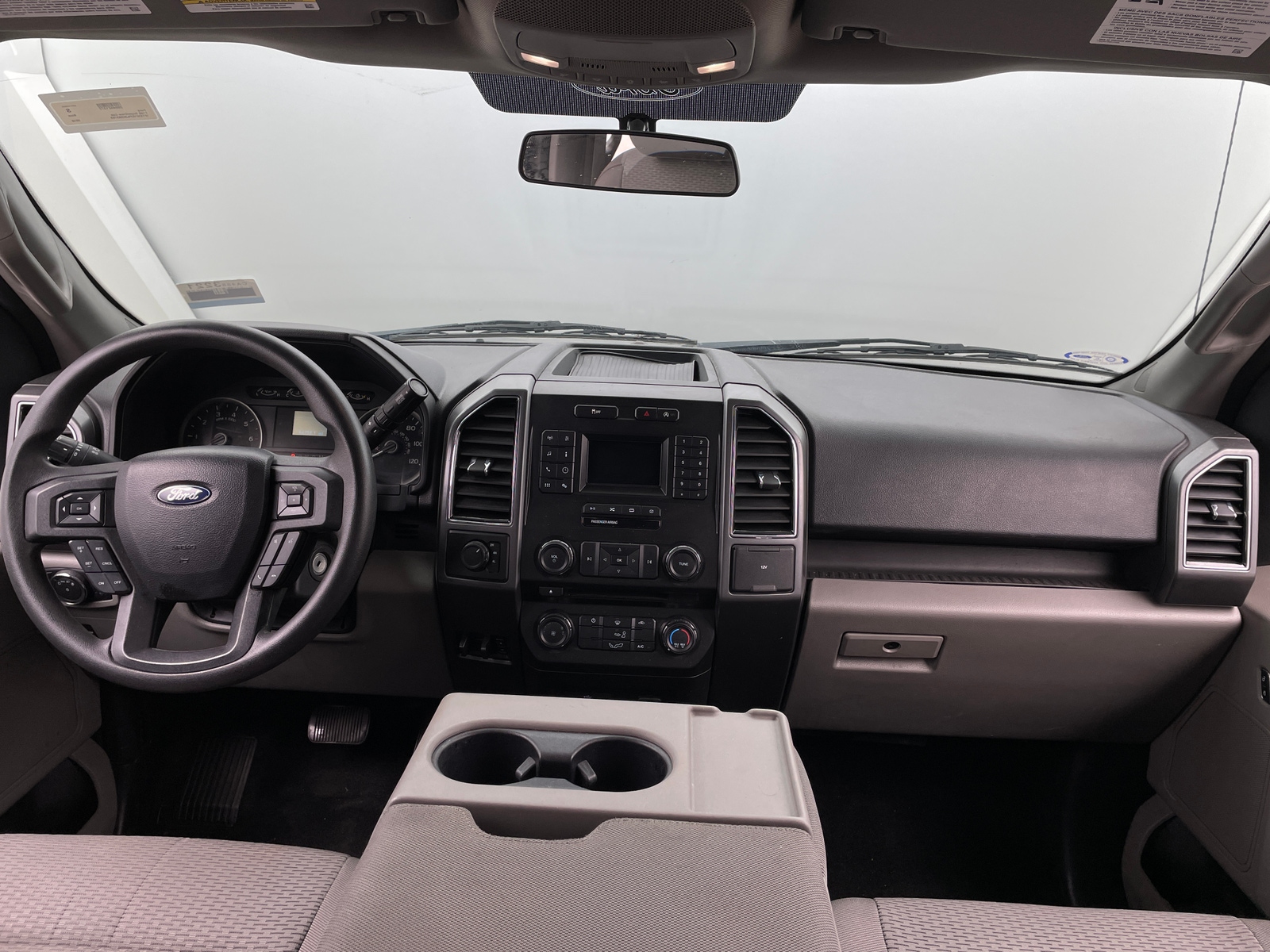 Thumbnail: 2018 Ford Econoline - 3