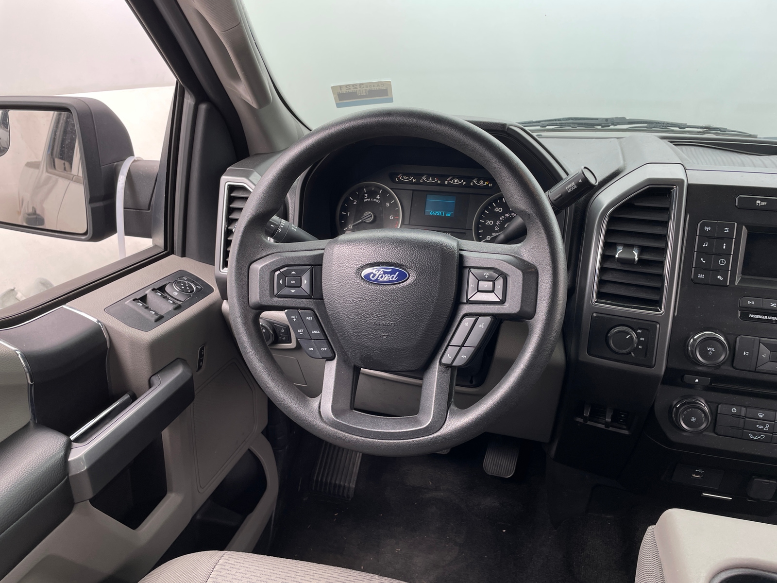 Thumbnail: 2018 Ford Econoline - 5