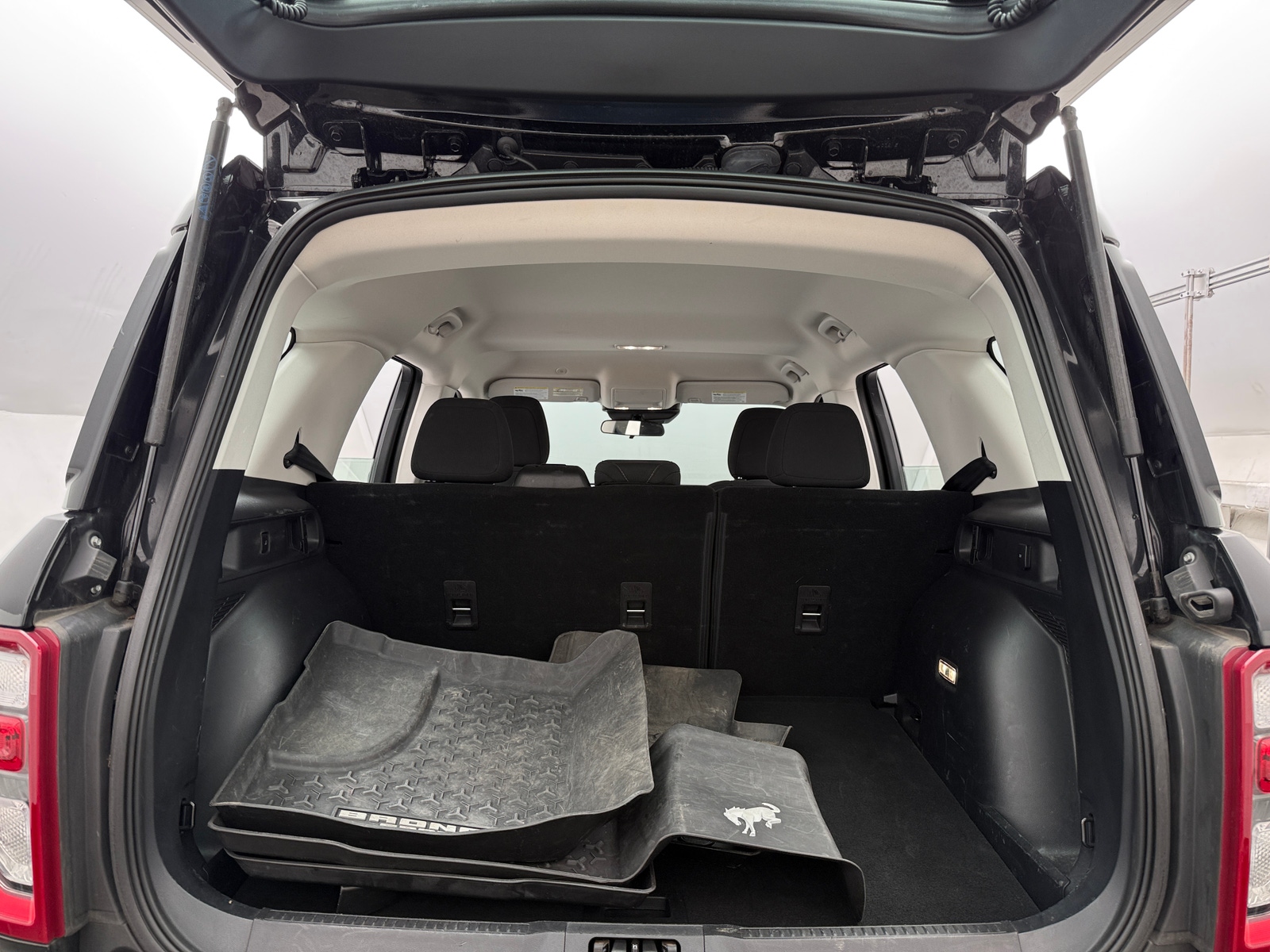 Thumbnail: 2022 Ford Bronco Sport - 7