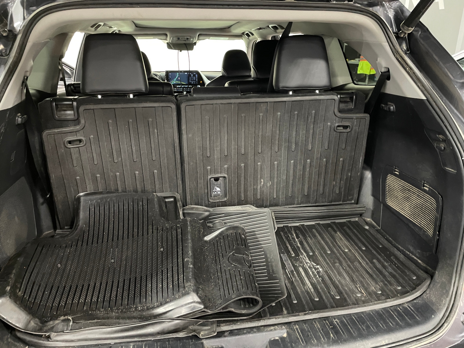 Thumbnail: 2022 Toyota Highlander - 6