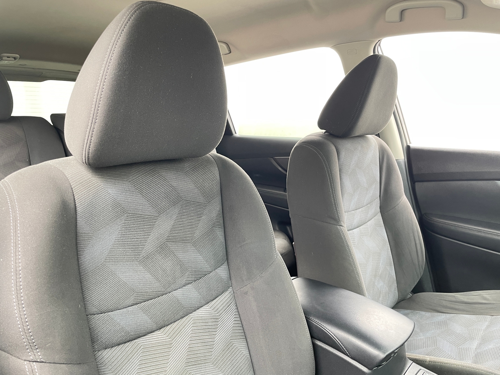 Thumbnail: 2016 Nissan Rogue - 2