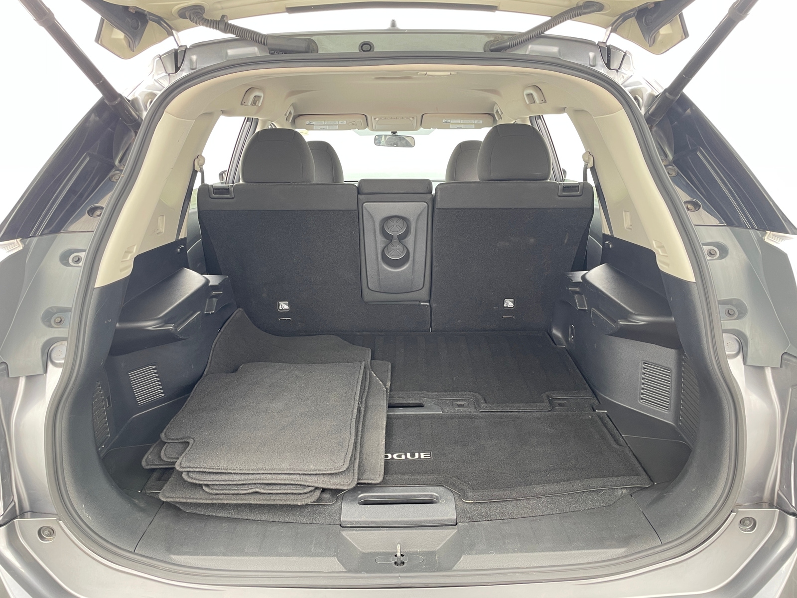 Thumbnail: 2016 Nissan Rogue - 7