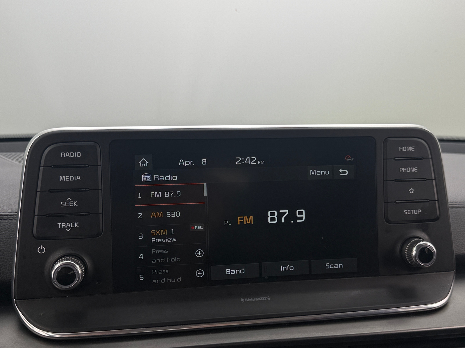 Thumbnail: 2020 Kia Telluride - 3