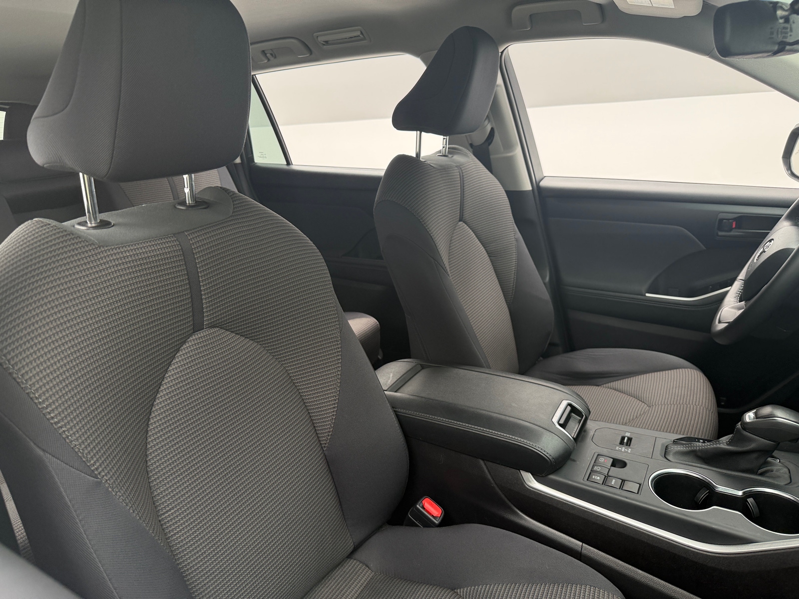 Thumbnail: 2025 Toyota Highlander - 2