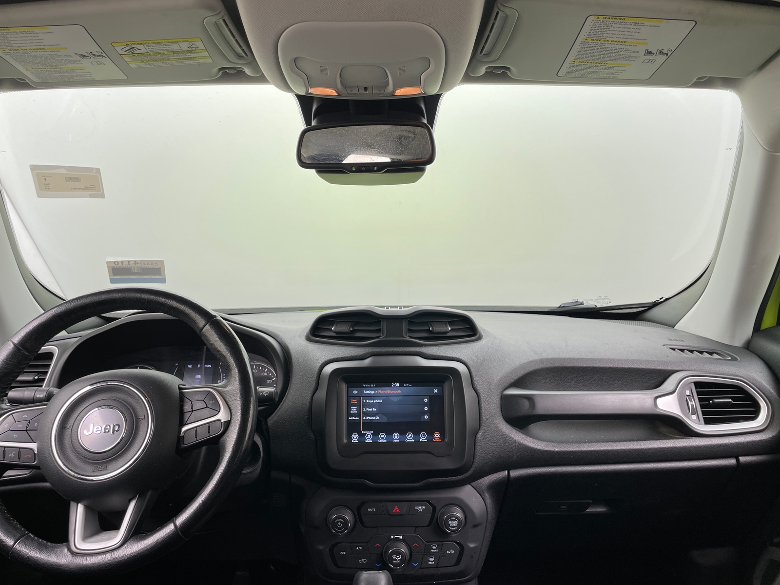 Thumbnail: 2018 Jeep Renegade - 3