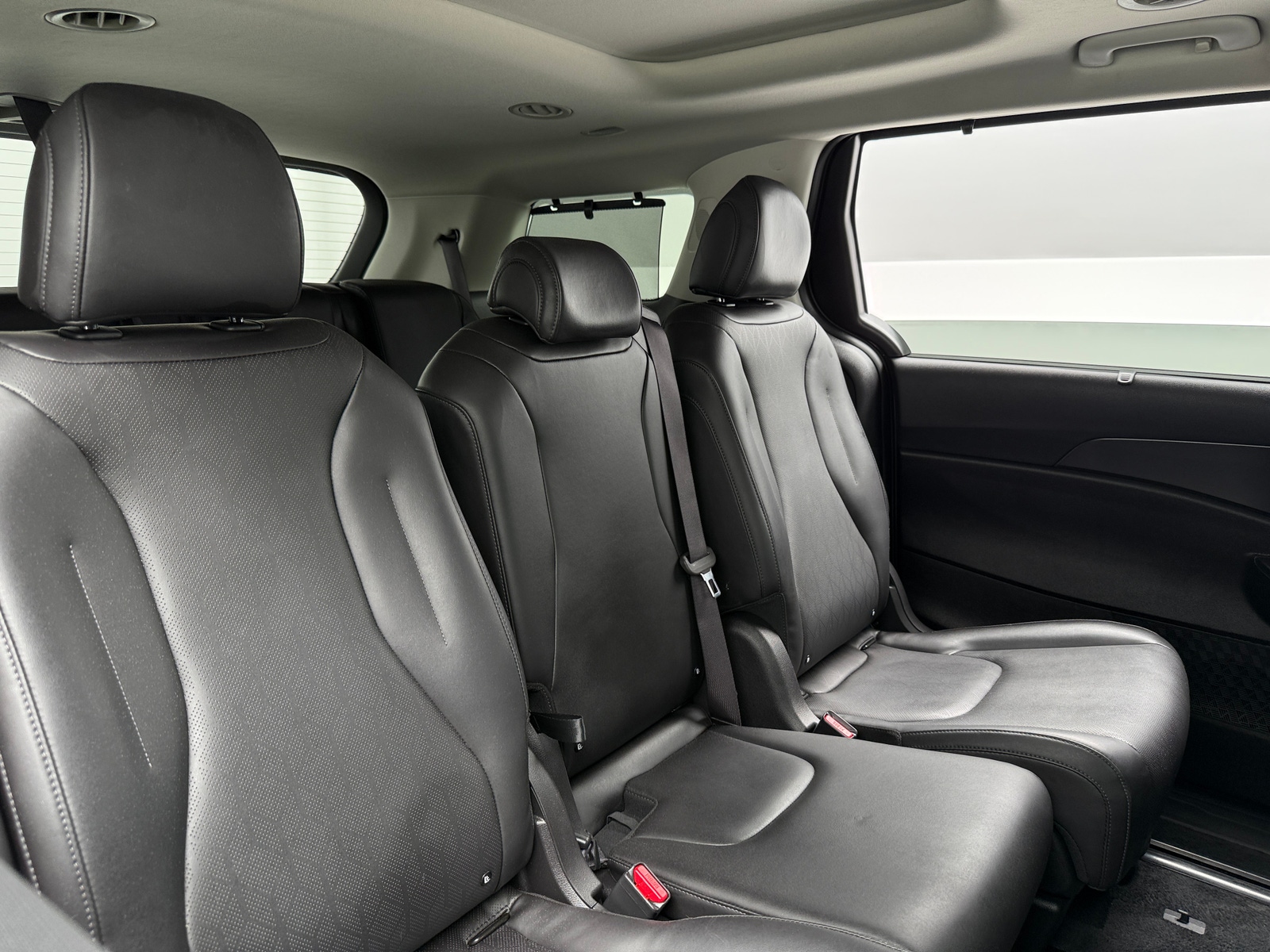 Thumbnail: 2026 Kia Carnival - 5