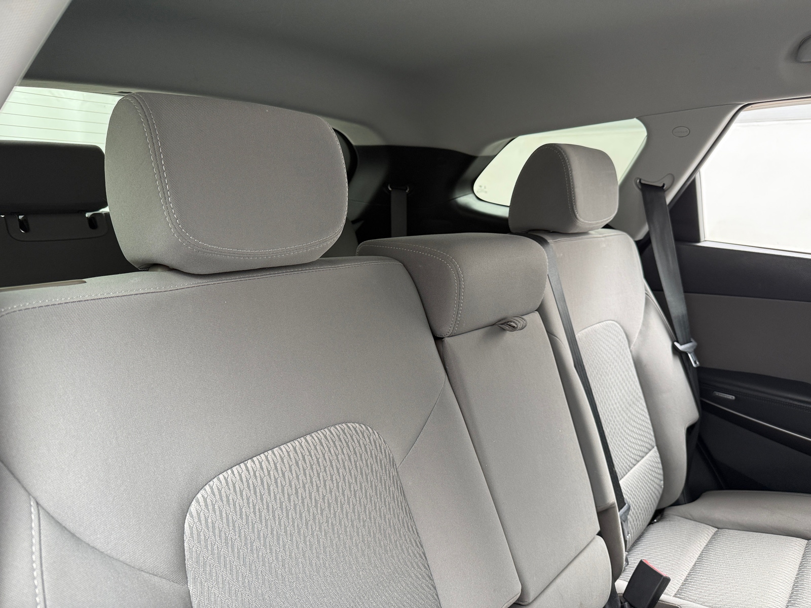 Thumbnail: 2017 Hyundai Santa Fe - 6