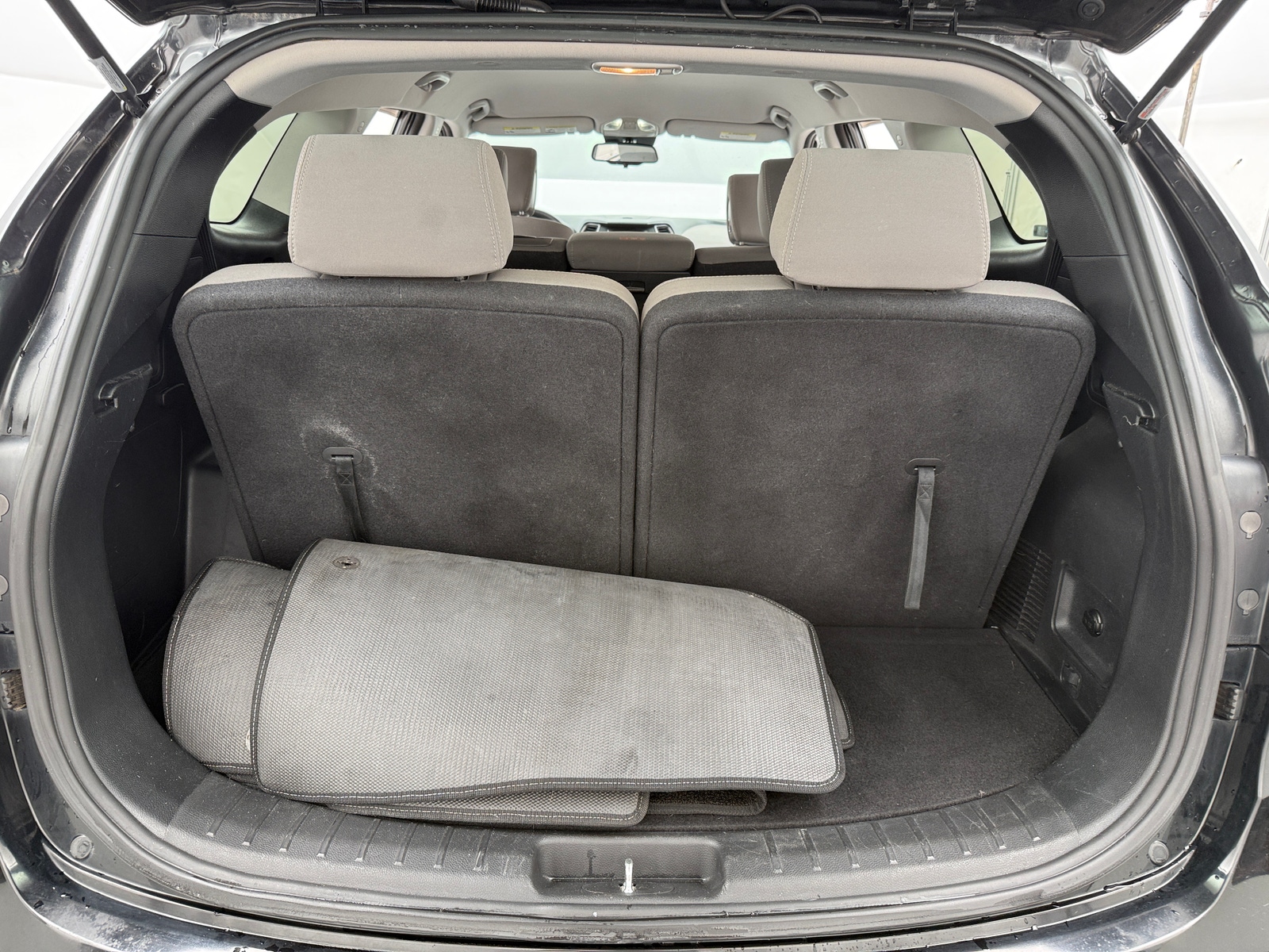 Thumbnail: 2017 Hyundai Santa Fe - 7