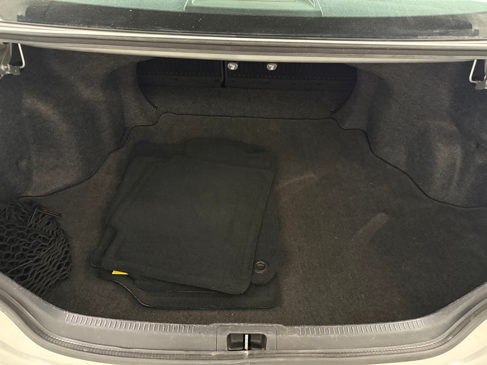 Thumbnail: 2012 Toyota Camry - 6