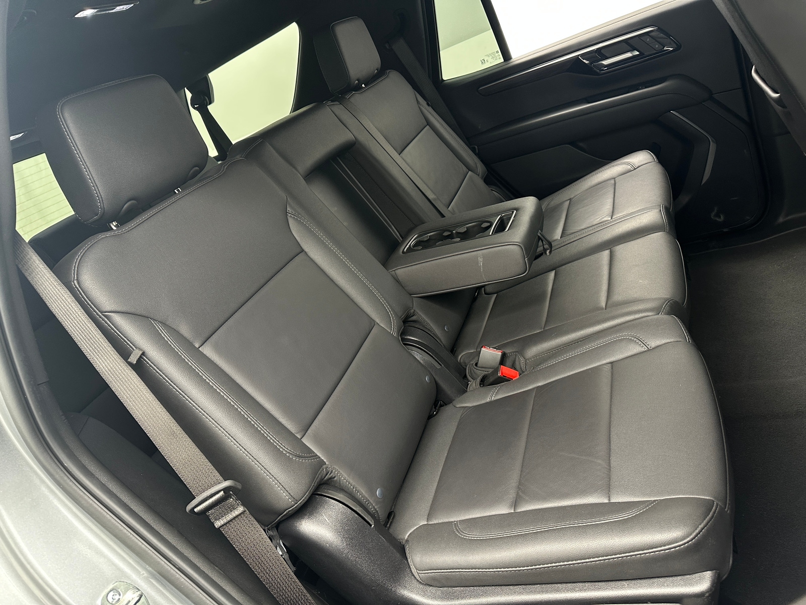 Thumbnail: 2025 Chevrolet Tahoe - 5