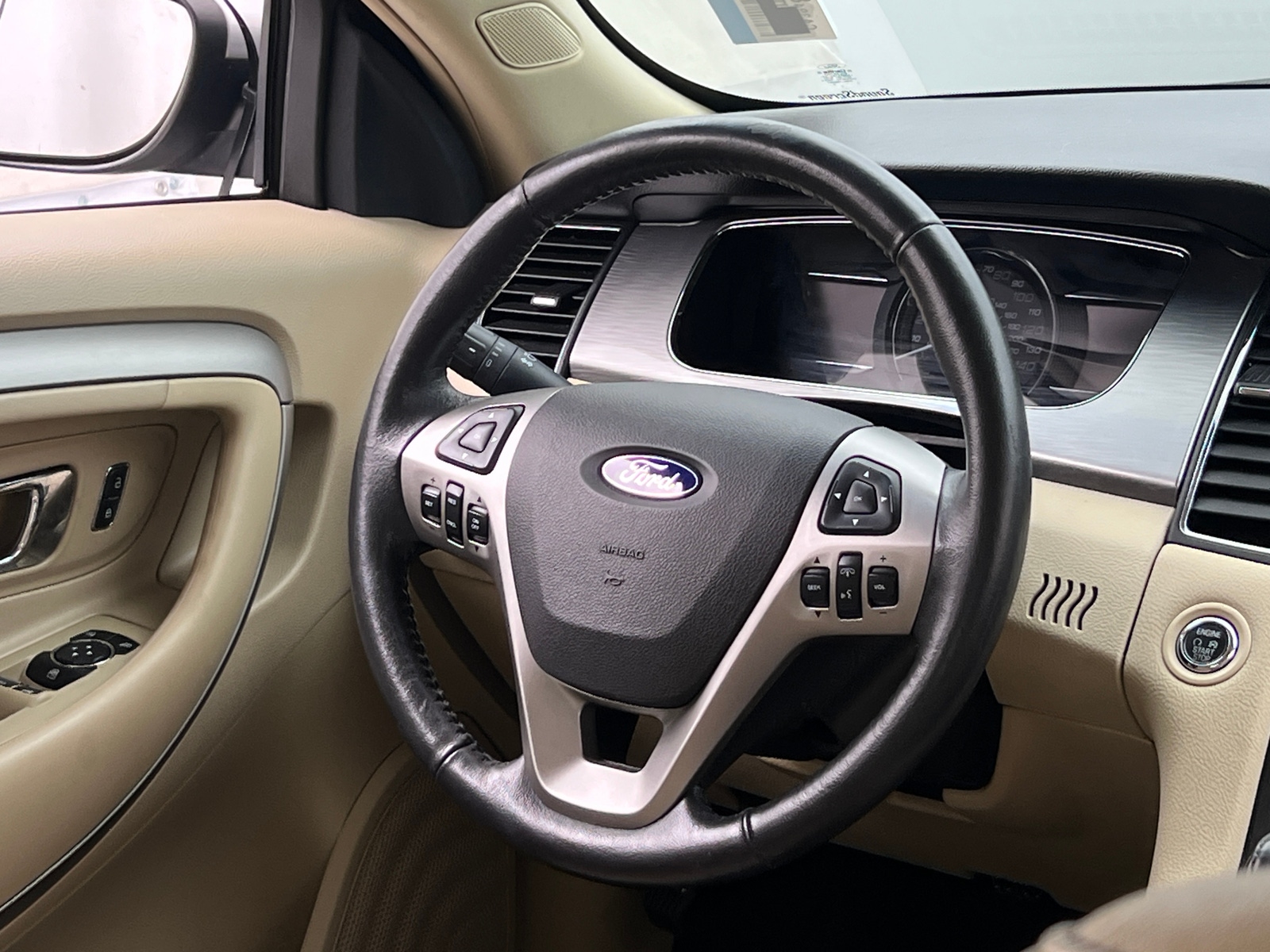 Thumbnail: 2015 Ford Taurus - 4