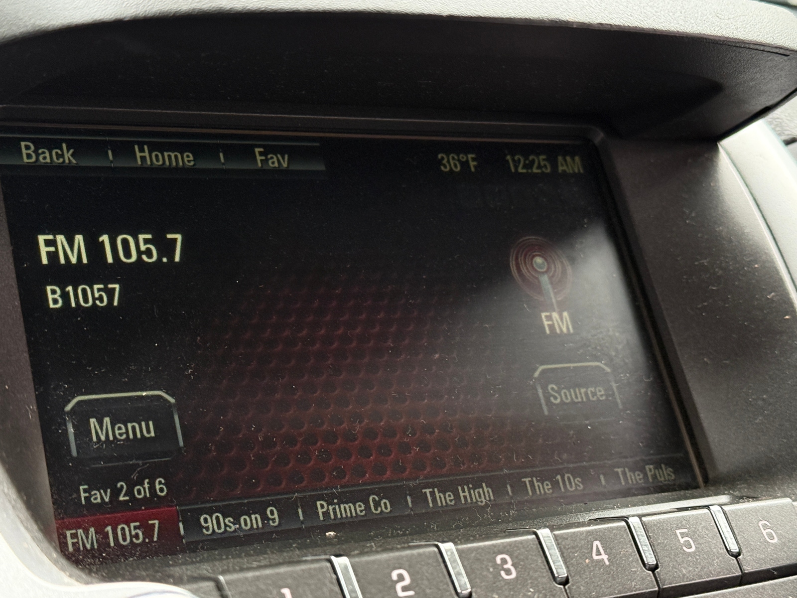 Thumbnail: 2015 GMC Terrain - 3