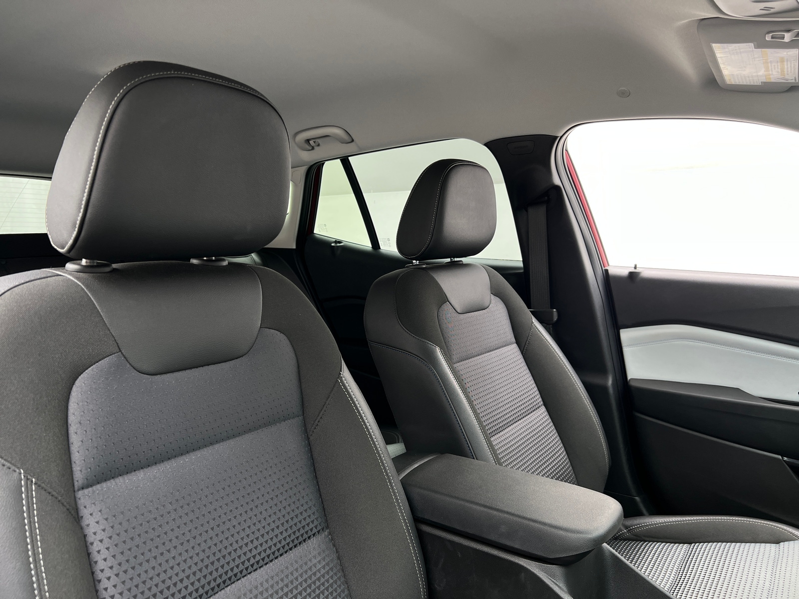 Thumbnail: 2025 Chevrolet Trax - 2