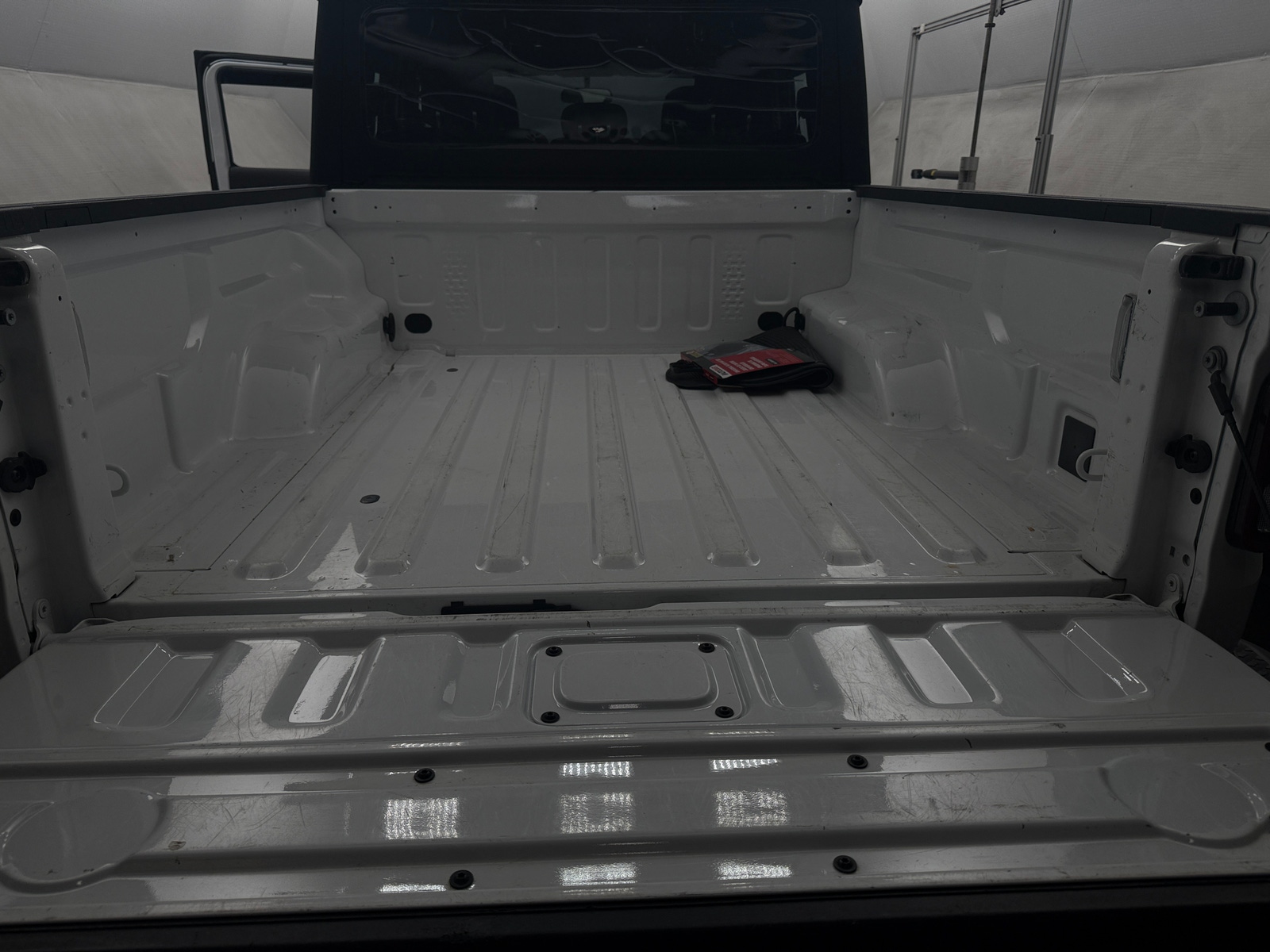 Thumbnail: 2024 Jeep Gladiator - 7