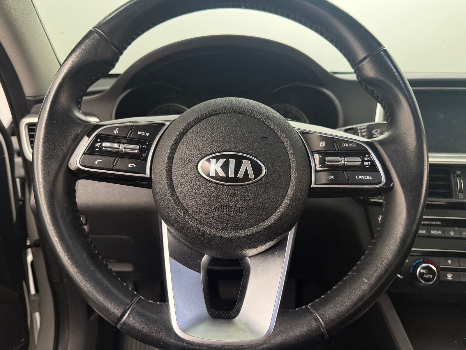 Thumbnail: 2019 Kia Optima - 5