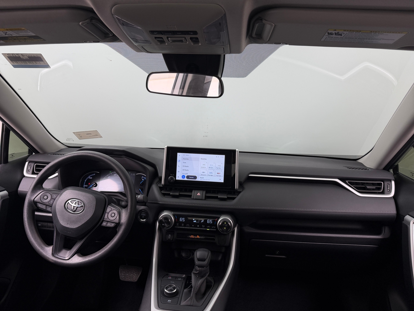 Thumbnail: 2025 Toyota RAV4 - 3