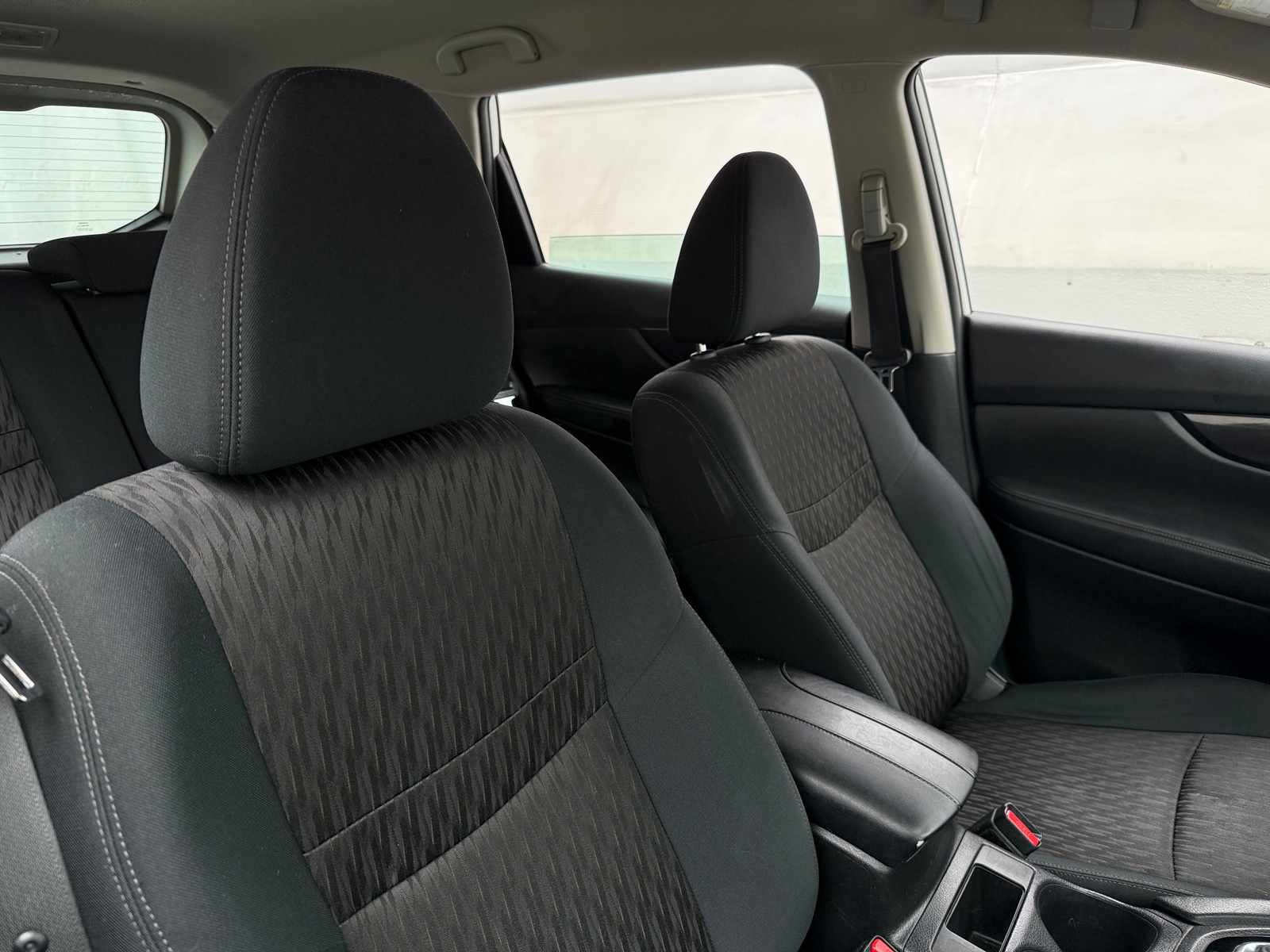 Thumbnail: 2018 Nissan Rogue - 2