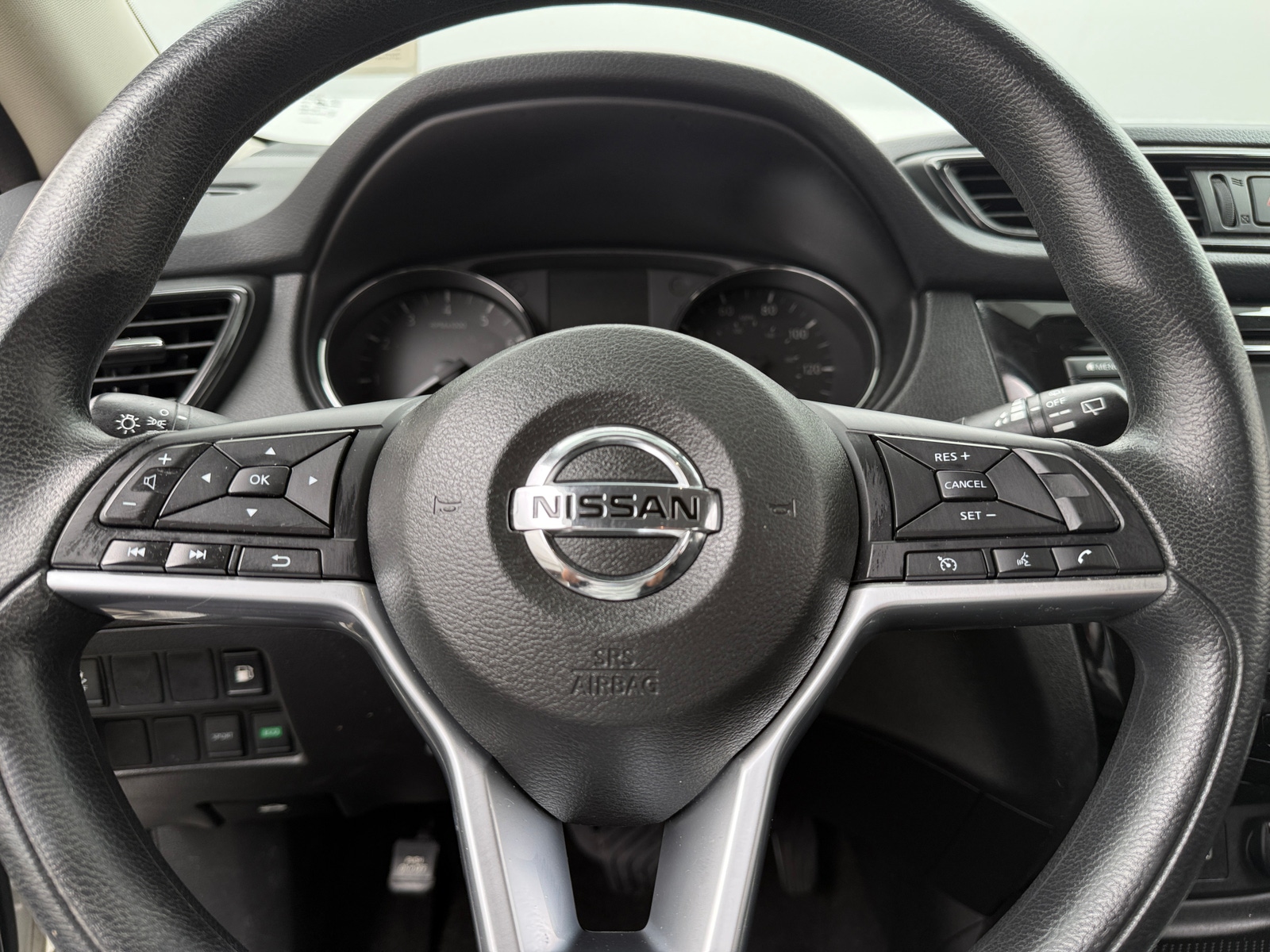 Thumbnail: 2018 Nissan Rogue - 5